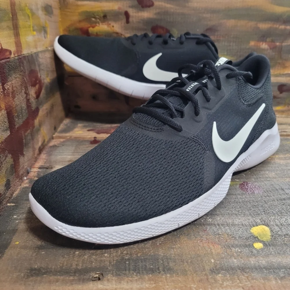 Men Nike athletic shoes size 12 new
